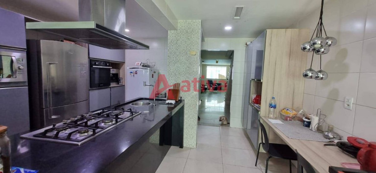 Imagem Casa de Condomínio com 3 Quartos à Venda, 500 m² em Recreio Dos Bandeirantes - Rio De Janeiro