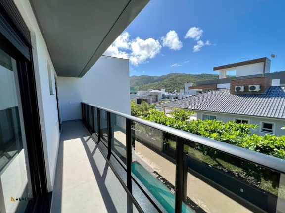 Imagem Casa com 3 Quartos à Venda, 360 m² em Palmas - Governador Celso Ramos Imagem Casa com 3 Quartos à Venda, 360 m² em Palmas - Governador Celso Ramos