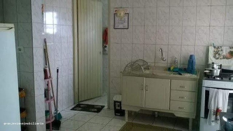 Imagem Casa à Venda, em Bairro Jardim Nova Coimbra - Cotia Imagem Casa à Venda, em Bairro Jardim Nova Coimbra - Cotia