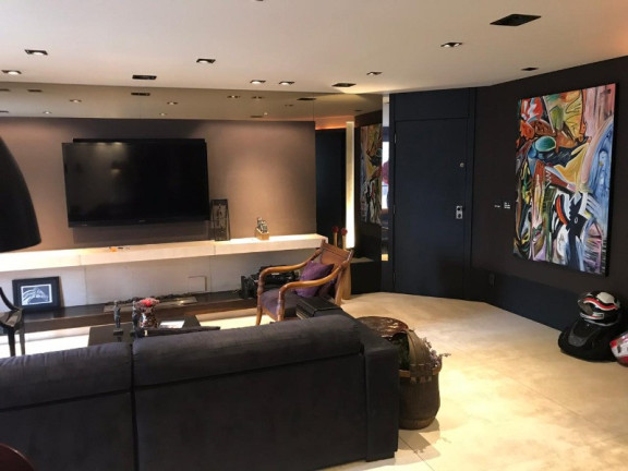 Flat com 2 Quartos para Alugar, 120 m² em Indianópolis - São Paulo