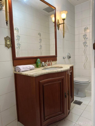 Imagem Apartamento com 4 Quartos à Venda, 200 m² em Ingá - Niterói