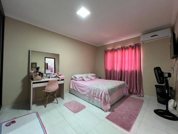 Imagem Casa com 9 Quartos à Venda, 450 m² em Centro - Balneário Barra Do Sul Imagem Casa com 9 Quartos à Venda, 450 m² em Centro - Balneário Barra Do Sul