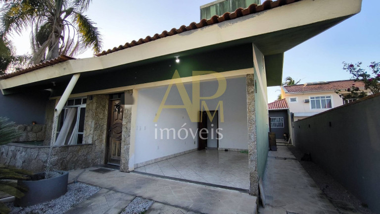 Imagem Casa com 3 Quartos à Venda, 300 m² em Praia João Rosa - Biguaçu Imagem Casa com 3 Quartos à Venda, 300 m² em Praia João Rosa - Biguaçu