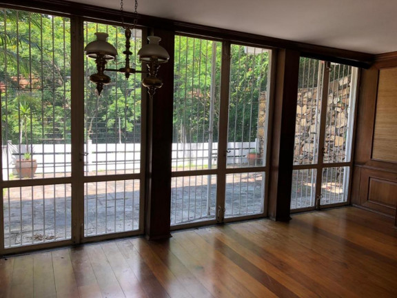 Imagem Sobrado com 4 Quartos à Venda ou Locação, 550 m² em Pacaembu - São Paulo Imagem Sobrado com 4 Quartos à Venda ou Locação, 550 m² em Pacaembu - São Paulo