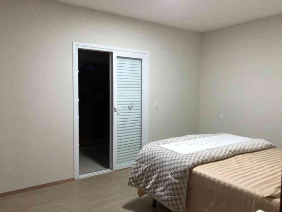 Imagem Casa com 3 Quartos à Venda, 350 m² em Aruã - Mogi Das Cruzes