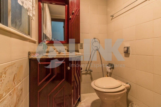 Imagem Apartamento com 3 Quartos à Venda, 140 m² em Centro Histórico - Porto Alegre Imagem Apartamento com 3 Quartos à Venda, 140 m² em Centro Histórico - Porto Alegre