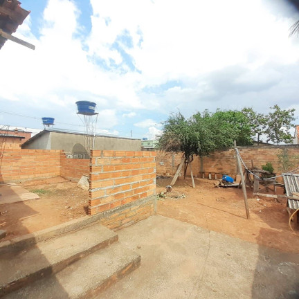 Imagem Casa com 2 Quartos à Venda, 360 m² em Célia Maria - Aparecida De Goiânia Imagem Casa com 2 Quartos à Venda, 360 m² em Célia Maria - Aparecida De Goiânia