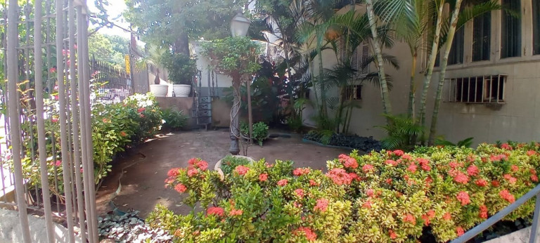 Imagem Imóvel com 3 Quartos à Venda, 114 m² em Humaitá - Rio De Janeiro Imagem Imóvel com 3 Quartos à Venda, 114 m² em Humaitá - Rio De Janeiro