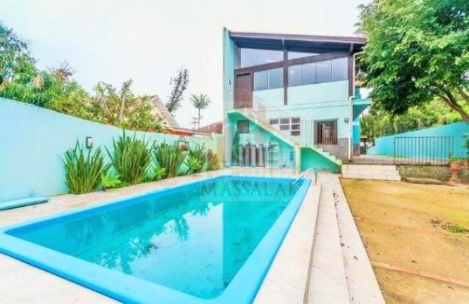 Imagem Casa com 3 Quartos à Venda, 330 m² em Ipanema - Porto Alegre Imagem Casa com 3 Quartos à Venda, 330 m² em Ipanema - Porto Alegre