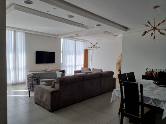 Imagem Casa com 4 Quartos à Venda, 250 m² em Ipelândia - Suzano Imagem Casa com 4 Quartos à Venda, 250 m² em Ipelândia - Suzano