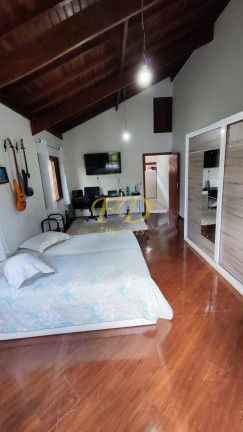 Imagem Casa de Condomínio com 3 Quartos à Venda, 840 m² em São Paulo