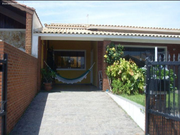 Imagem Casa com 3 Quartos à Venda, 113 m² em Balneário Oásis - Peruíbe