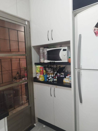 Imagem Casa com 2 Quartos à Venda, 190 m² em Columbia - Londrina