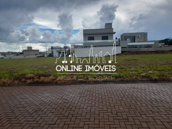 Imagem Terreno à Venda, 300 m² em Mogi Mirim Imagem Terreno à Venda, 300 m² em Mogi Mirim