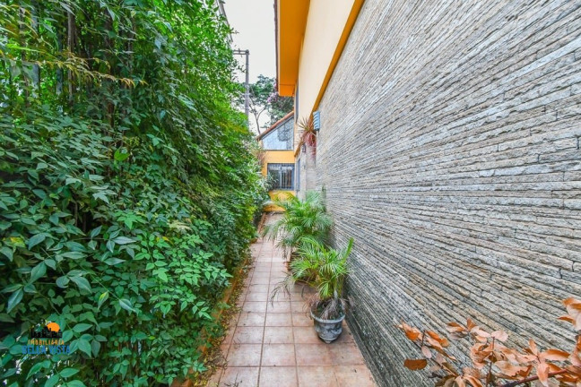 Imagem Casa com 4 Quartos à Venda, em Vila Mariana - São Paulo Imagem Casa com 4 Quartos à Venda, em Vila Mariana - São Paulo