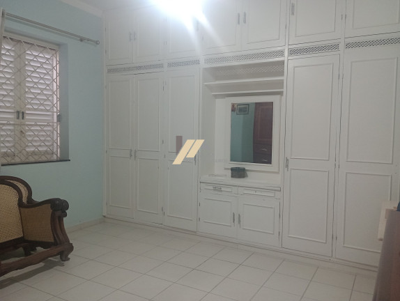 Imagem Casa com 5 Quartos à Venda, 165 m² em Botafogo - Campinas Imagem Casa com 5 Quartos à Venda, 165 m² em Botafogo - Campinas