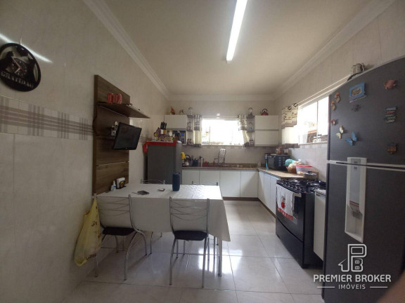 Imagem Casa com 3 Quartos à Venda, 130 m² em Albuquerque - Teresópolis Imagem Casa com 3 Quartos à Venda, 130 m² em Albuquerque - Teresópolis