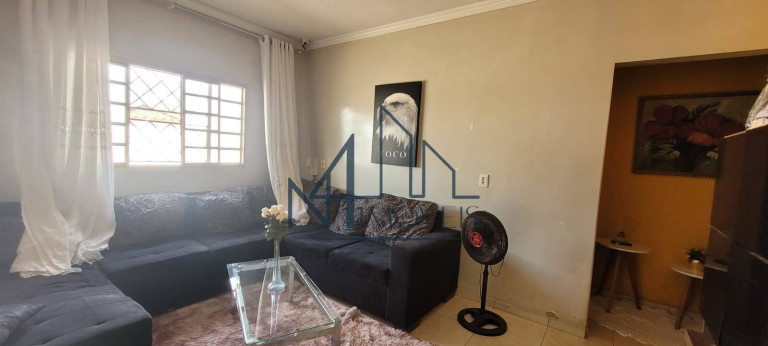 Imagem Casa com 3 Quartos à Venda, 300 m² em Vera Cruz - Aparecida De Goiânia Imagem Casa com 3 Quartos à Venda, 300 m² em Vera Cruz - Aparecida De Goiânia