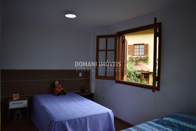 Imagem Casa com 4 Quartos à Venda, 170 m² em Região Da Vila Inglesa - Campos Do Jordão Imagem Casa com 4 Quartos à Venda, 170 m² em Região Da Vila Inglesa - Campos Do Jordão