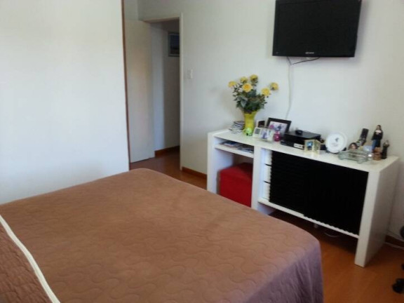 Imagem Casa com 4 Quartos à Venda, 339 m² em Estreito - Florianópolis Imagem Casa com 4 Quartos à Venda, 339 m² em Estreito - Florianópolis