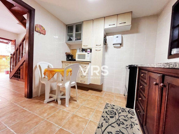 Imagem Casa com 3 Quartos à Venda, 64 m² em Araras - Teresópolis