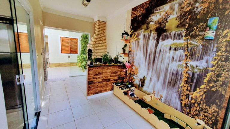 Sobrado com 4 Quartos à Venda, 150 m² em Solemar - Praia Grande