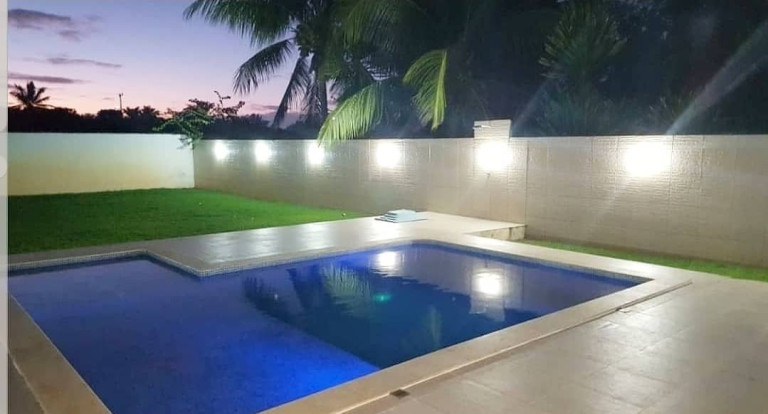 Imagem Casa com 4 Quartos à Venda, 400 m² em Barra Do Jacuipe - Camaçari Imagem Casa com 4 Quartos à Venda, 400 m² em Barra Do Jacuipe - Camaçari