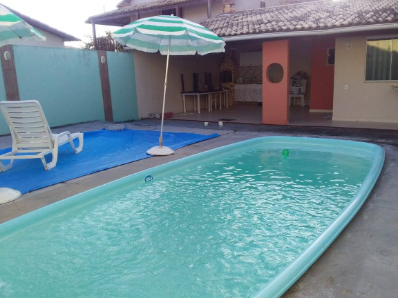 Imagem Casa com 3 Quartos à Venda, 300 m² em Fluminense - Rio De Janeiro Imagem Casa com 3 Quartos à Venda, 300 m² em Fluminense - Rio De Janeiro