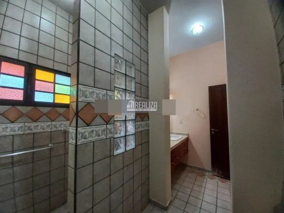 Imagem Casa com 4 Quartos à Venda, em Santa Maria - Uberaba Imagem Casa com 4 Quartos à Venda, em Santa Maria - Uberaba