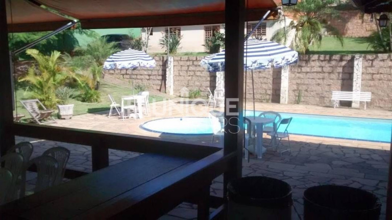 Imagem Casa de Condomínio com 1 Quarto à Venda, 6.300 m² em Vinhedo Imagem Casa de Condomínio com 1 Quarto à Venda, 6.300 m² em Vinhedo