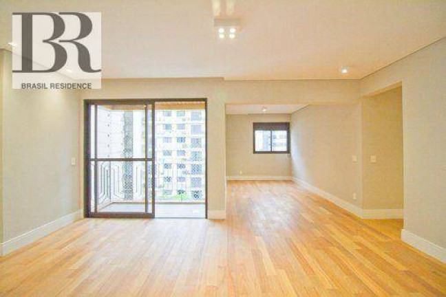 Apartamento com 2 Quartos à Venda, 102 m² em Moema - São Paulo