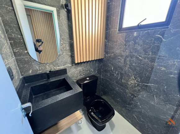Imagem Casa com 3 Quartos à Venda, 185 m² Imagem Casa com 3 Quartos à Venda, 185 m²