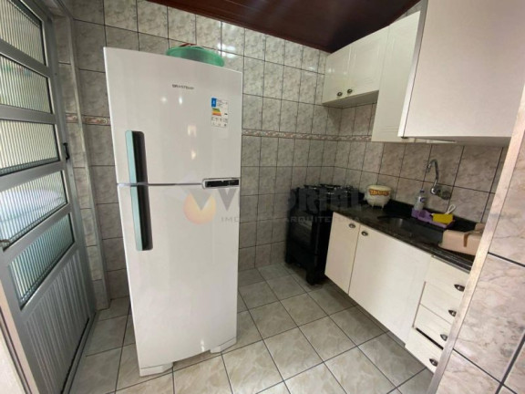 Imagem Casa com 2 Quartos à Venda, 65 m² Imagem Casa com 2 Quartos à Venda, 65 m²