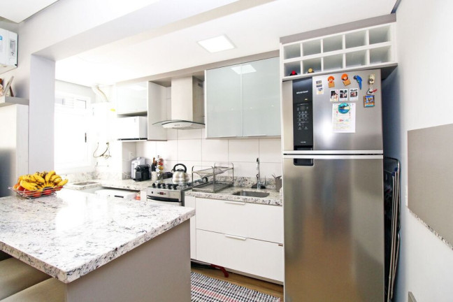 Imagem Apartamento com 2 Quartos à Venda, 52 m² em Santana - Porto Alegre Imagem Apartamento com 2 Quartos à Venda, 52 m² em Santana - Porto Alegre