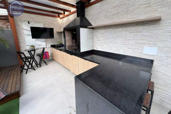 Imagem Casa com 3 Quartos à Venda, 224 m² em Ingleses Norte - Florianópolis