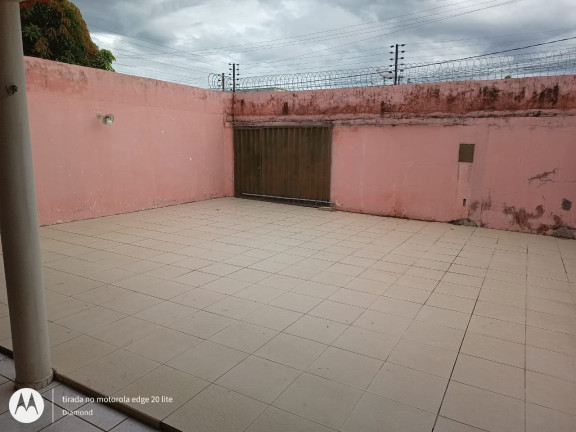 Imagem Casa com 3 Quartos à Venda, 300 m² em Lourival Parente - Teresina Imagem Casa com 3 Quartos à Venda, 300 m² em Lourival Parente - Teresina
