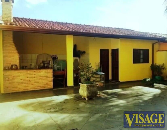 Imagem Casa com 3 Quartos à Venda, 250 m² em Cidade Jardim - Jacareí Imagem Casa com 3 Quartos à Venda, 250 m² em Cidade Jardim - Jacareí