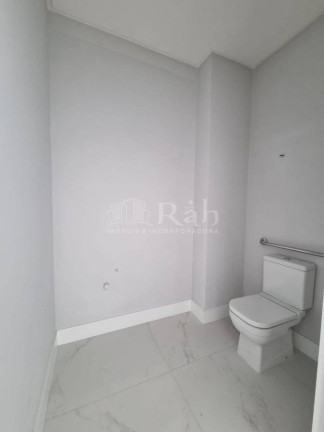 Sala Comercial à Venda, 49 m² em Meia Praia - Itapema