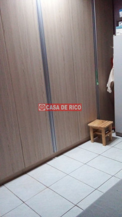 Imagem Casa com 3 Quartos à Venda, 187 m² em Aquilles Sthengel - Londrina Imagem Casa com 3 Quartos à Venda, 187 m² em Aquilles Sthengel - Londrina