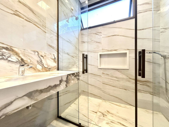 Imagem Casa com 4 Quartos à Venda, 320 m² em Alphaville - Santana De Parnaíba Imagem Casa com 4 Quartos à Venda, 320 m² em Alphaville - Santana De Parnaíba