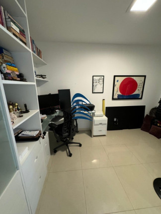 Imagem Imóvel com 4 Quartos à Venda, 207 m² em Patamares - Salvador Imagem Imóvel com 4 Quartos à Venda, 207 m² em Patamares - Salvador