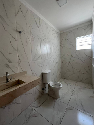 Imagem Casa com 3 Quartos à Venda, 200 m² em Residencial Estoril - Taubaté Imagem Casa com 3 Quartos à Venda, 200 m² em Residencial Estoril - Taubaté