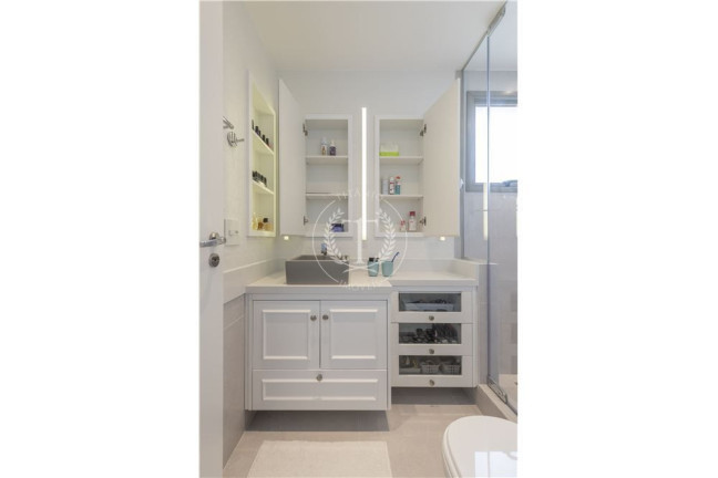 Imagem Apartamento com 2 Quartos à Venda, 95 m² em Vila Olímpia - São Paulo