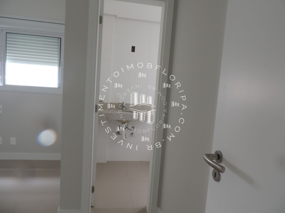 Imagem Apartamento com 2 Quartos à Venda, 76 m² em Itacorubi - Florianópolis Imagem Apartamento com 2 Quartos à Venda, 76 m² em Itacorubi - Florianópolis