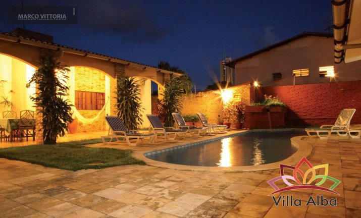 Imagem Casa com 7 Quartos à Venda, 2.000 m² Imagem Casa com 7 Quartos à Venda, 2.000 m²