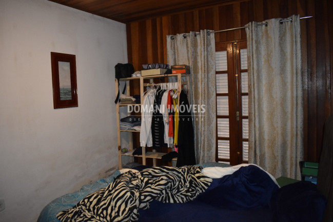 Imagem Casa com 4 Quartos à Venda, 263 m² em Região Do Toriba - Campos Do Jordão