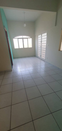 Imagem Casa com 3 Quartos à Venda, 300 m² em Cristo Rei - Várzea Grande Imagem Casa com 3 Quartos à Venda, 300 m² em Cristo Rei - Várzea Grande