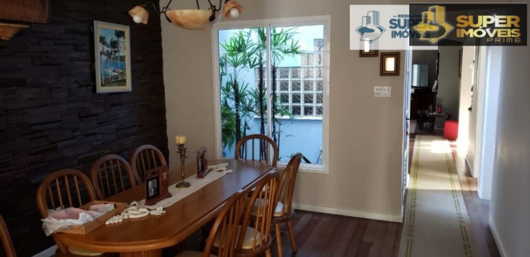 Imagem Casa com 3 Quartos à Venda, 300 m² em Centro - Pelotas