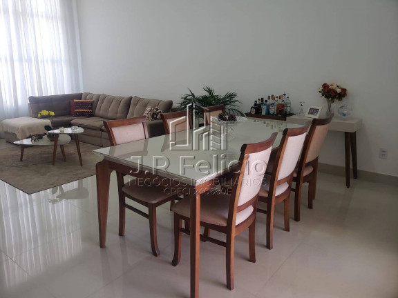 Imagem Casa com 3 Quartos à Venda, 250 m² em Indaiatuba Imagem Casa com 3 Quartos à Venda, 250 m² em Indaiatuba
