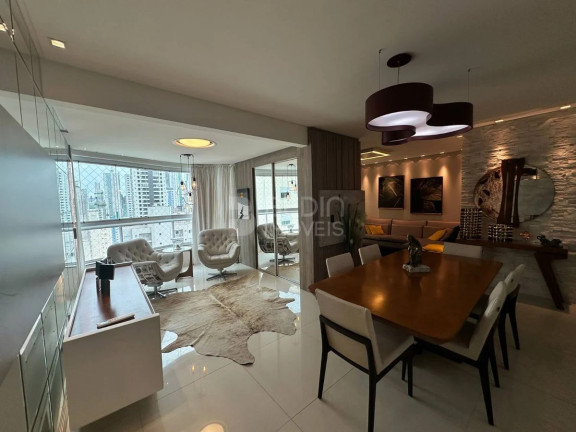 Imagem Apartamento com 4 Quartos à Venda, 137 m² em Centro - Balneário Camboriú Imagem Apartamento com 4 Quartos à Venda, 137 m² em Centro - Balneário Camboriú